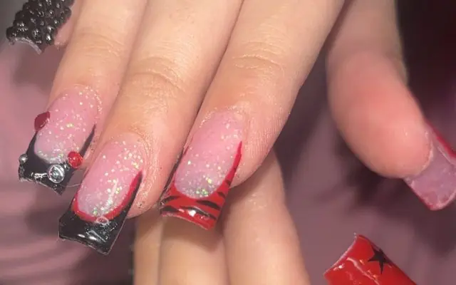 A medium long set by Jade, black and red with bows