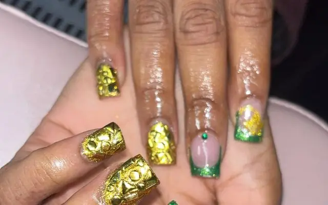 A small length set by Jade, green and gold with hand painted flowers